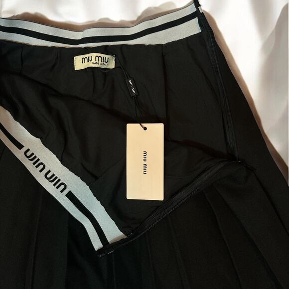 Miu Miu ribbed Skirt - Picture 2 of 5